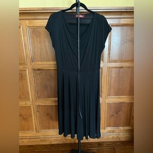 MaxMara Dress with Cap Sleeves Black Size L